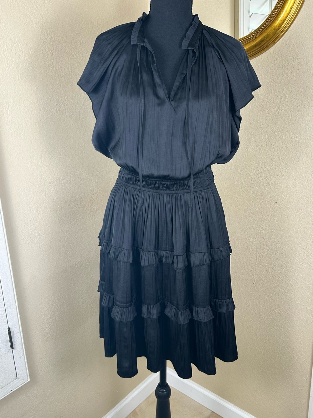 Scoop Black Ruffle Tiered Mini Dress Size Medium (8-10)
